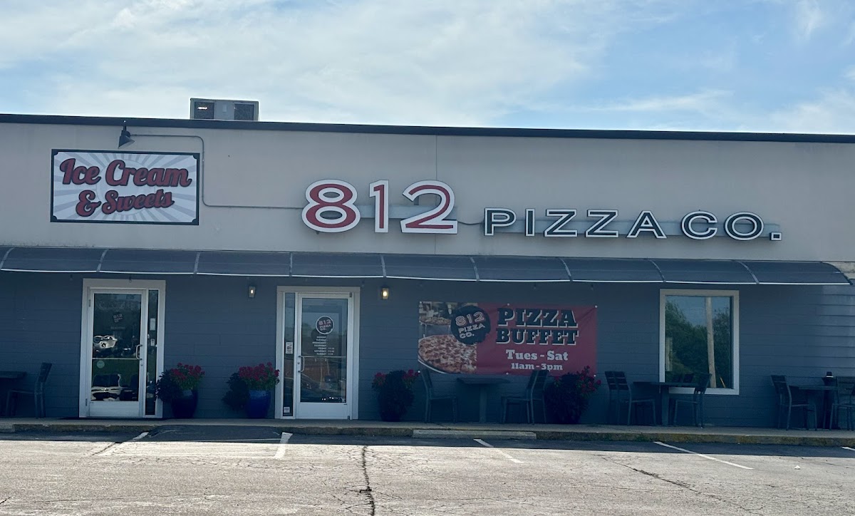 812 Pizza Company
