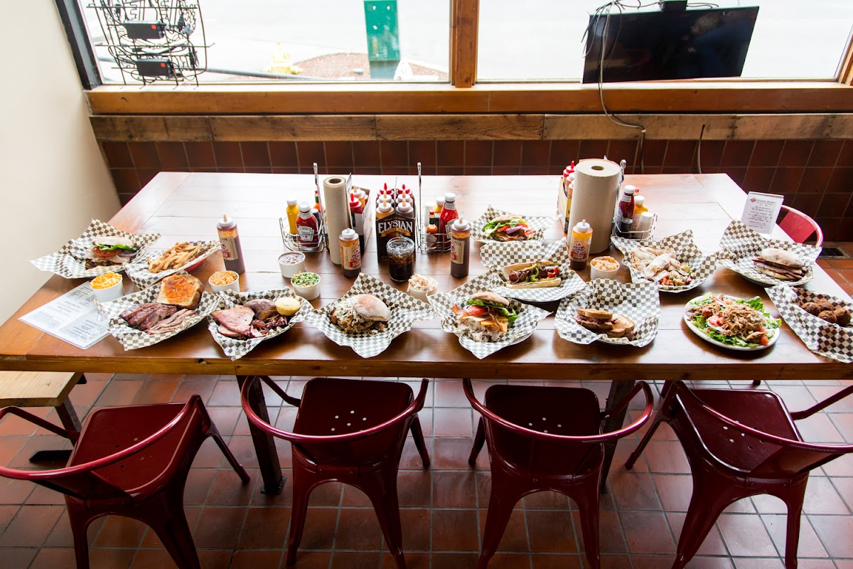 Adam's Rib Smoke House
