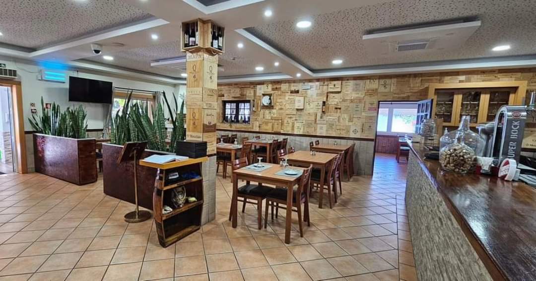 Adega Ticosta Restaurante Tradicional Português