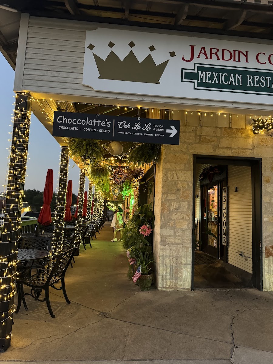 Adriano's Italian Restaurant