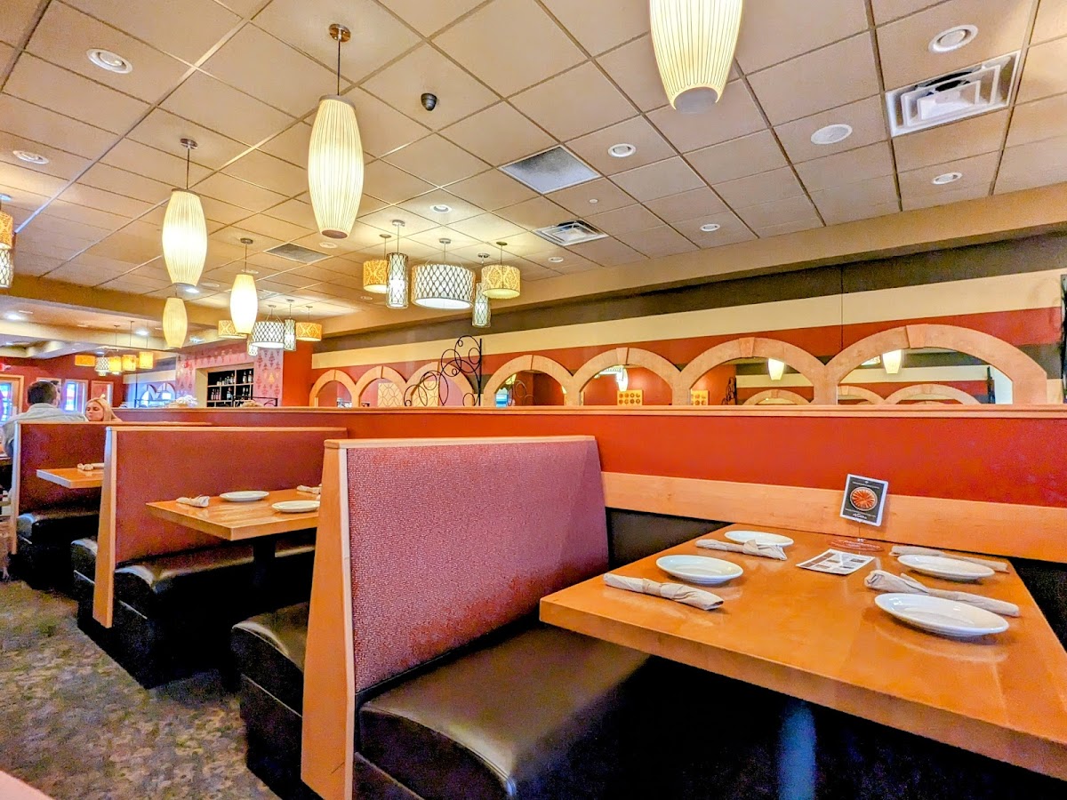 Aladdin's Eatery Worthington