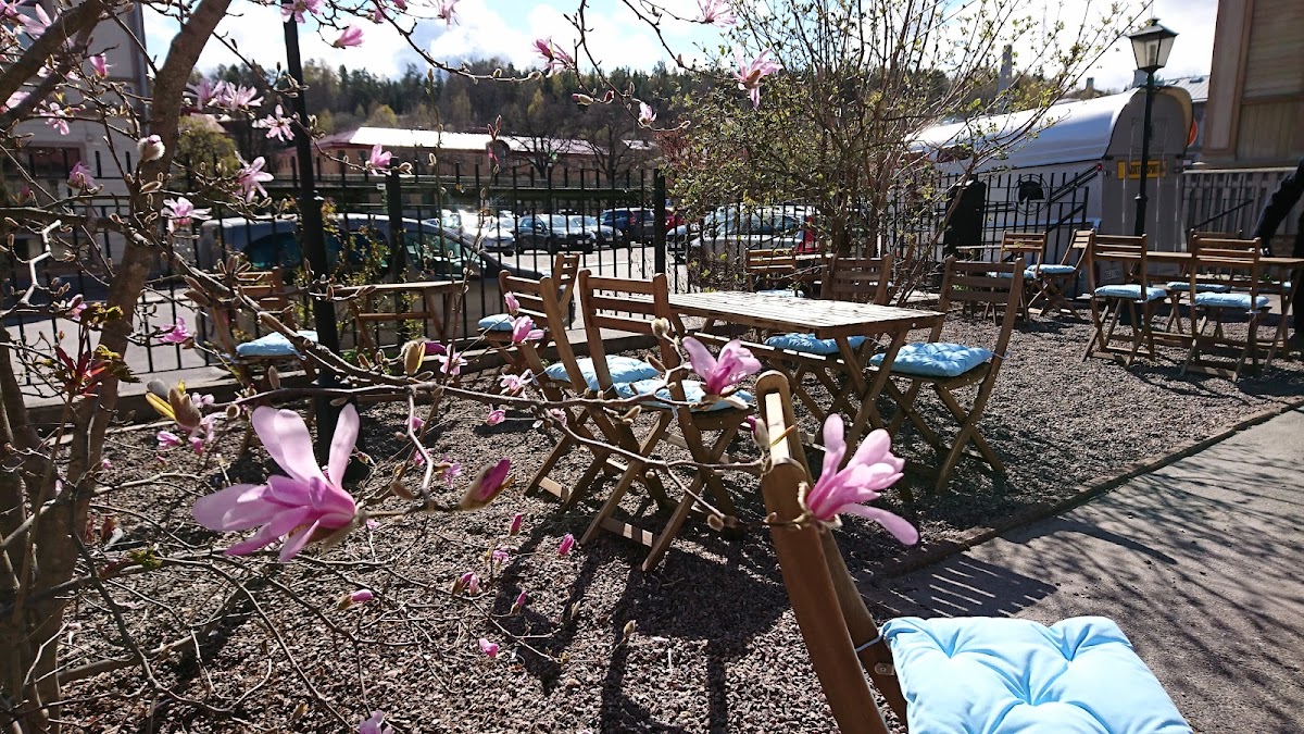 Alba Bistro