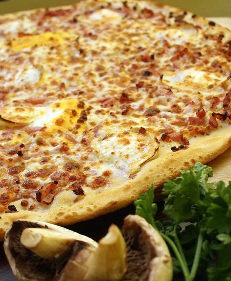 Alberto's Pizza