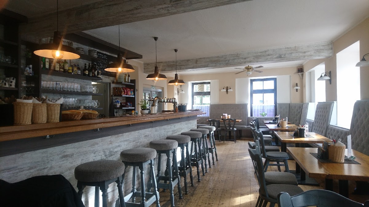Alka Bar Restaurant
