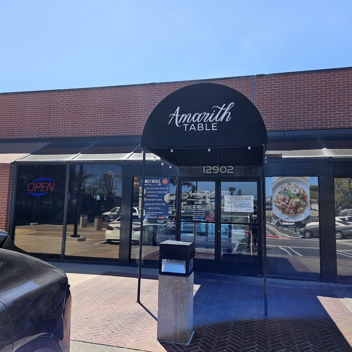 Amarith Farmhouse Restaurant & Pie Shoppe