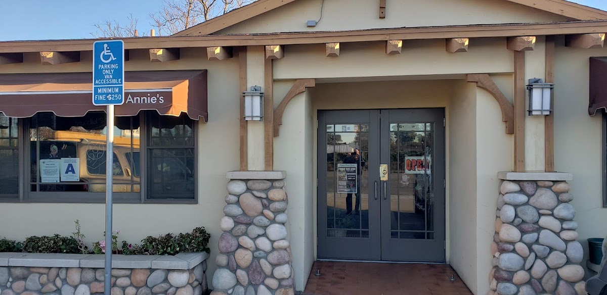 Annie's Restaurant