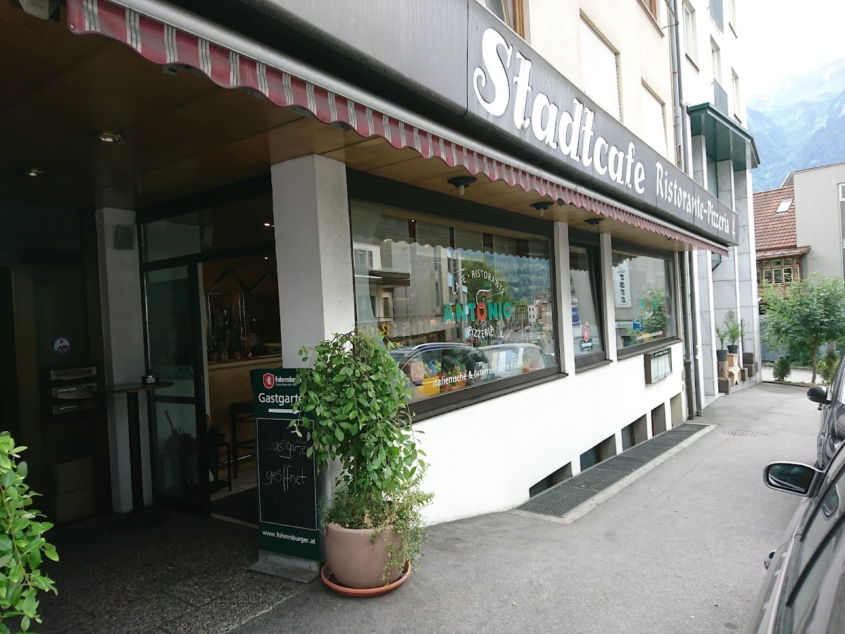 Antonio Restaurant - Bar & Pizza
