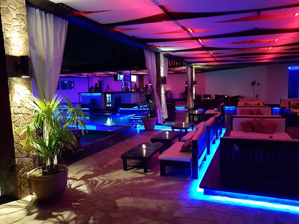 Arena Restaurant Lounge Bar
