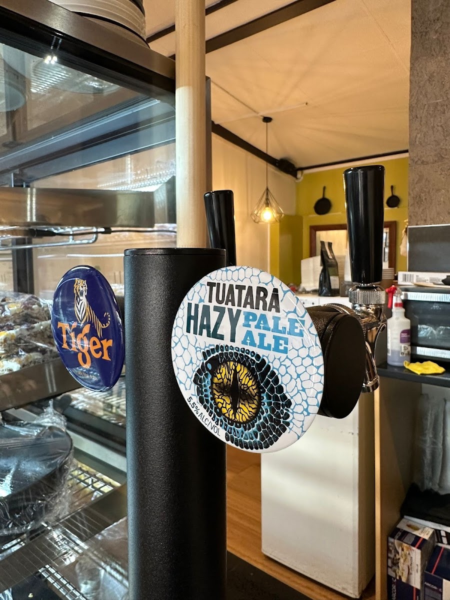 Artisan Cafe And Bar