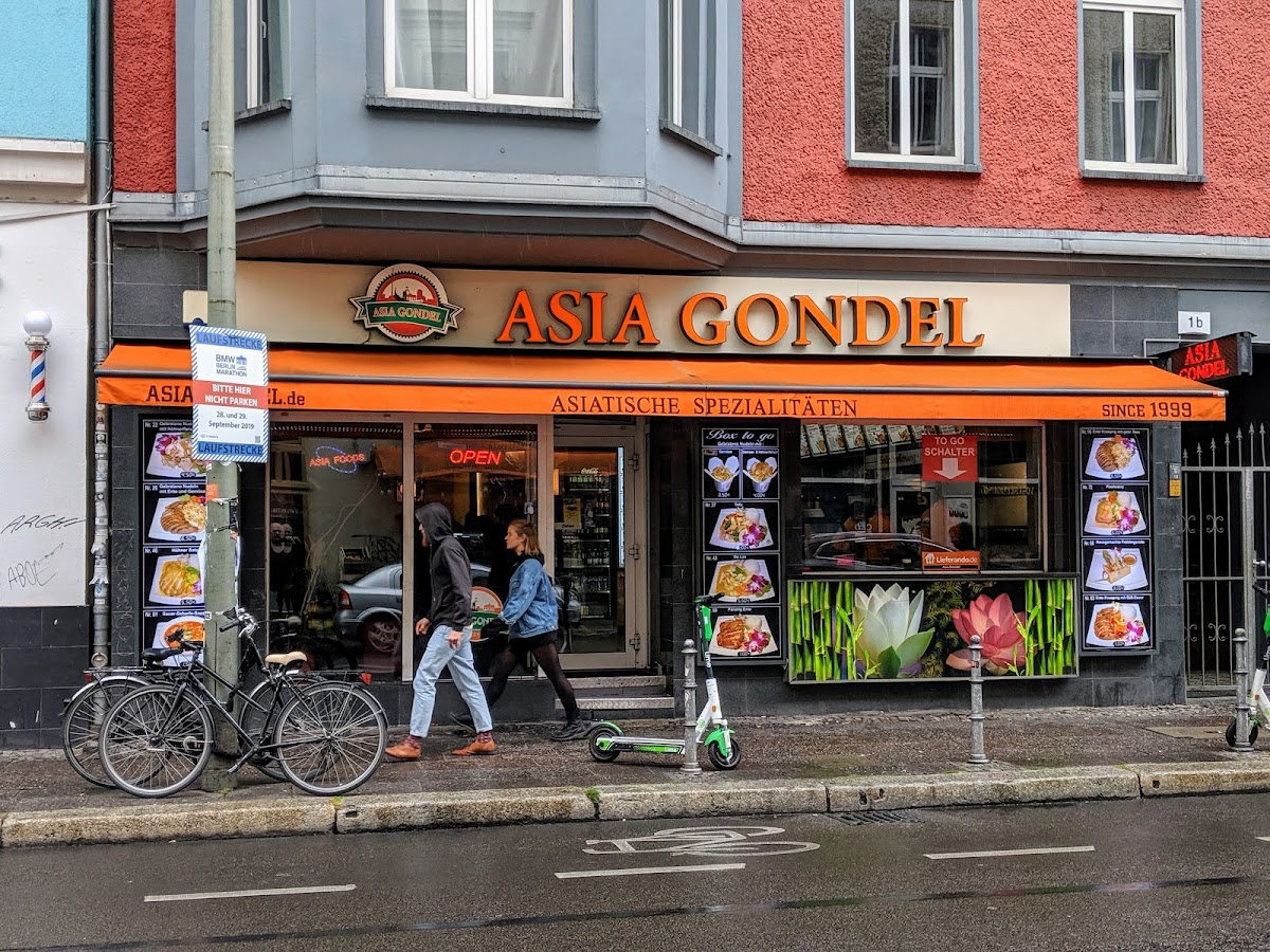 Asia Gondel