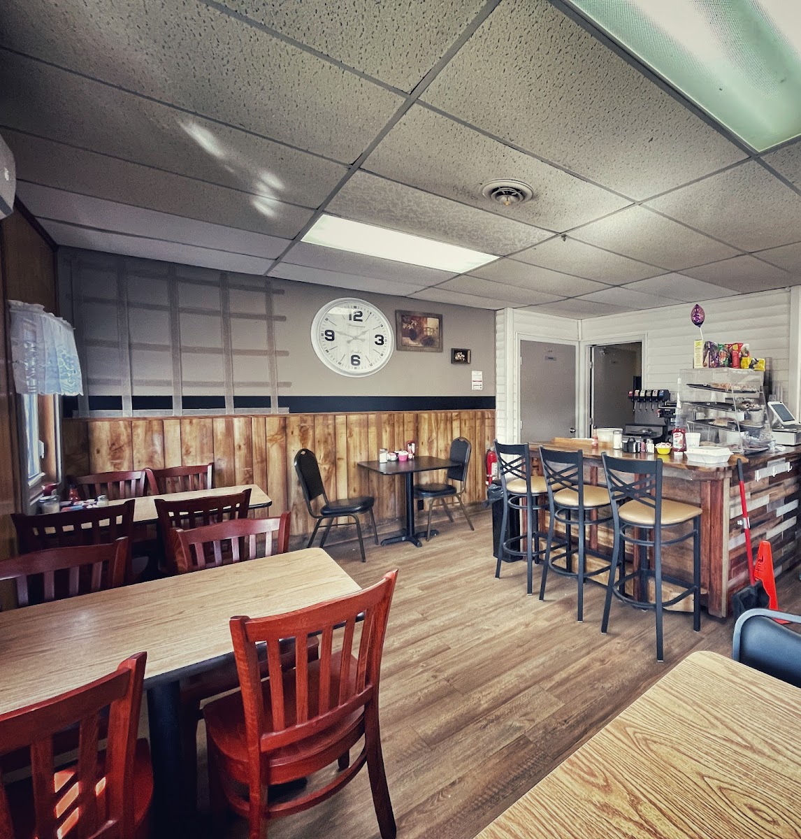 Aunt Ginny's Cafe