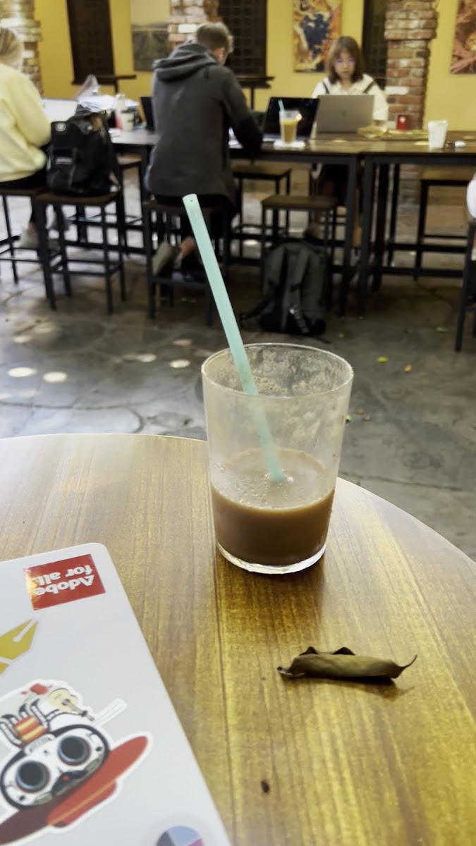 awaken-cafe/24070-albums-2.jpg