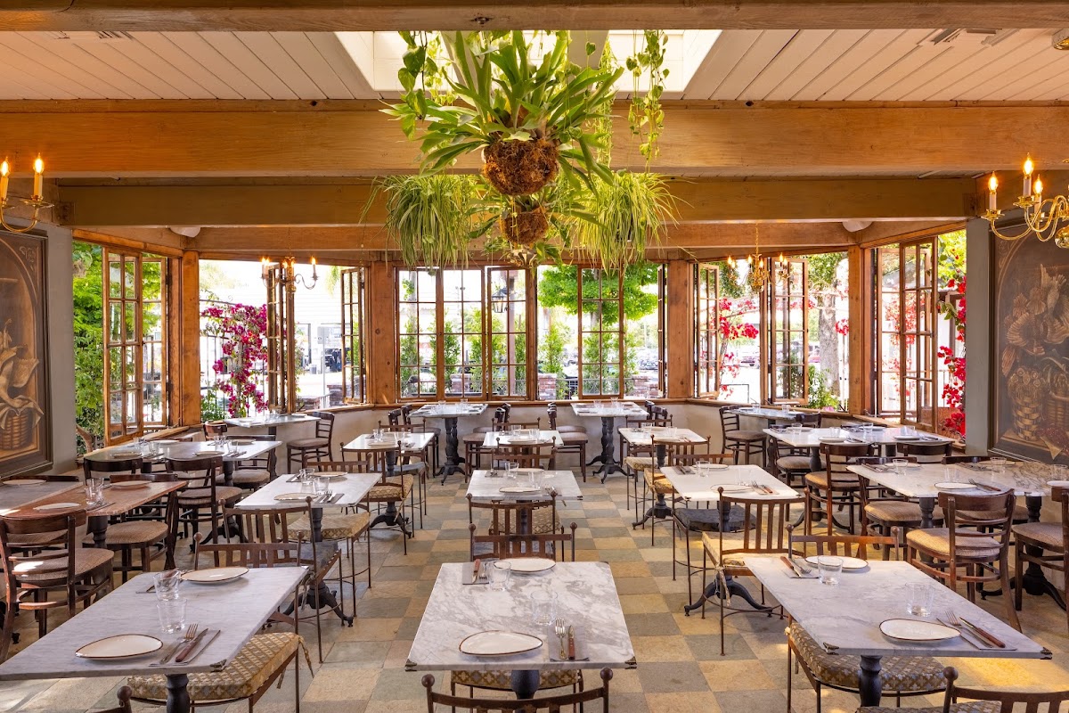 Bacari Sherman Oaks