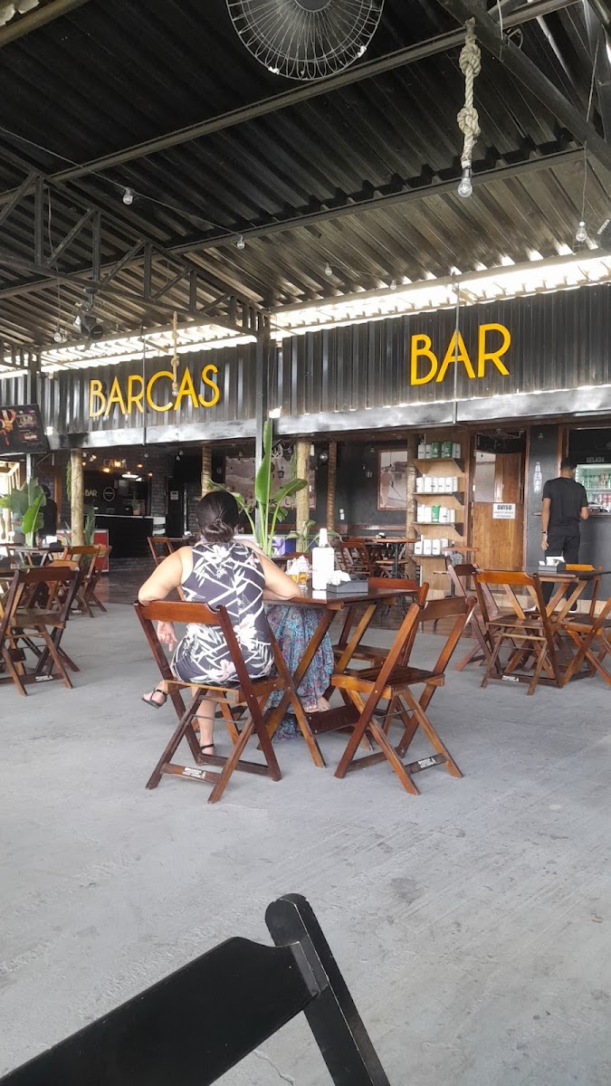 Barcas Bar