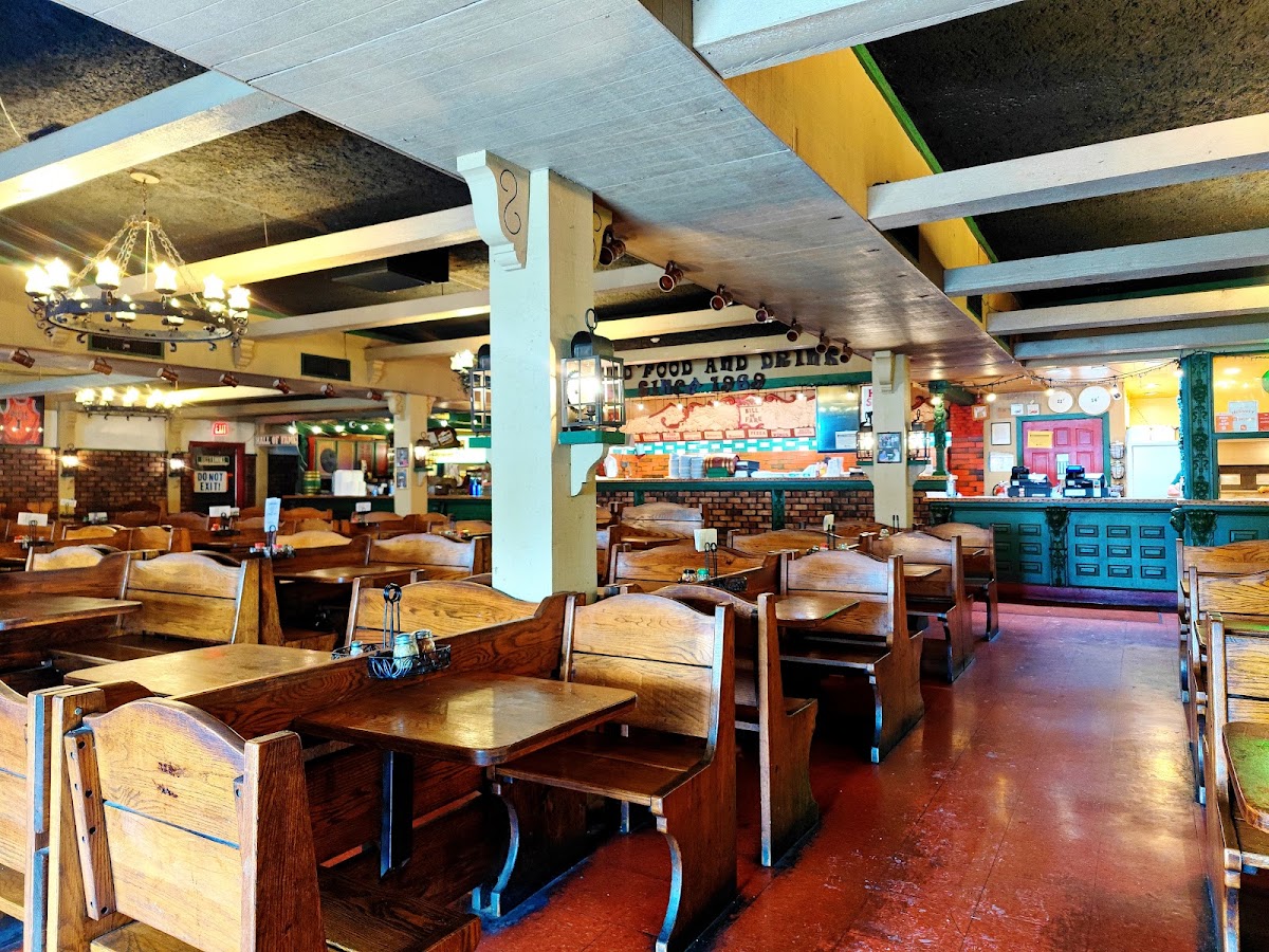Barnaby's Family Inn