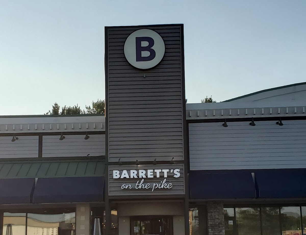Barrett's On The Pike