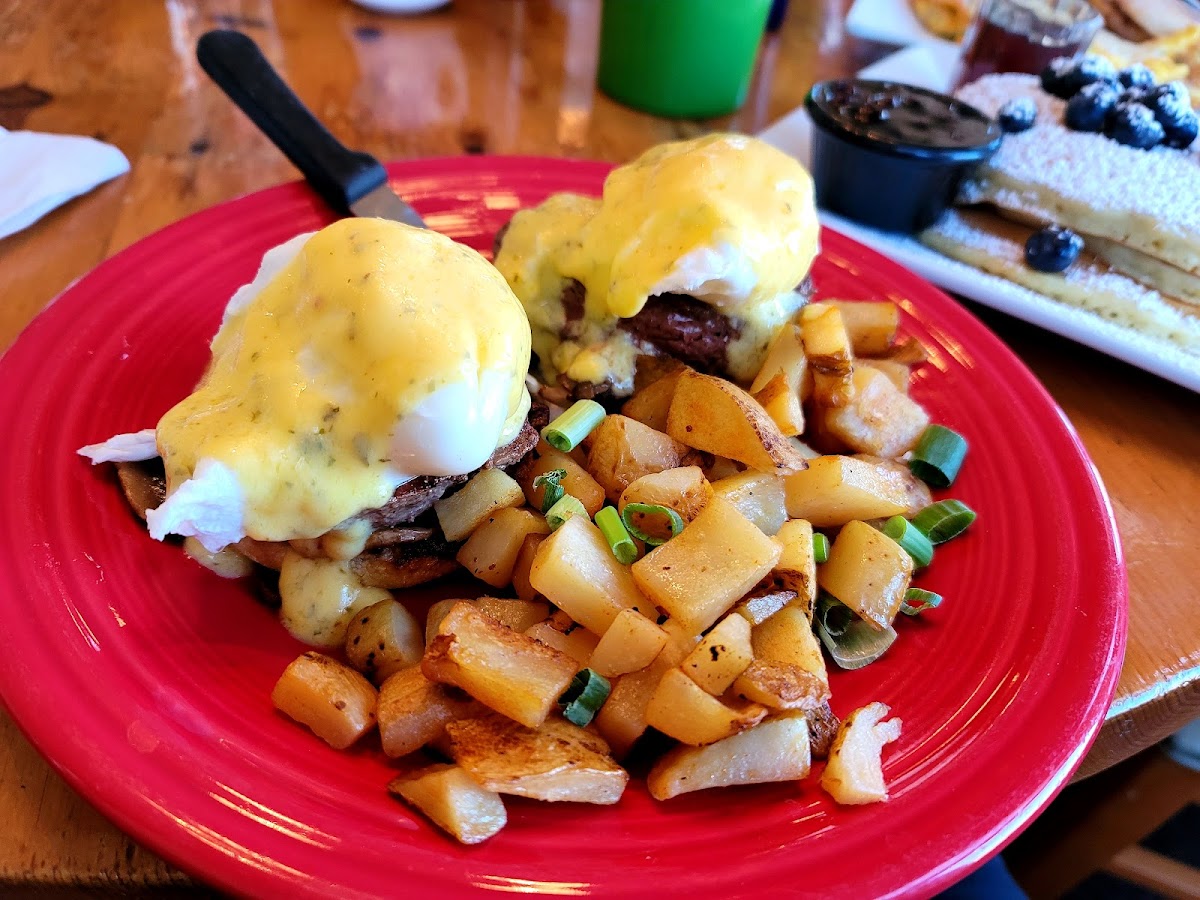 benedicts-eggs-more/2994-albums-5.jpg