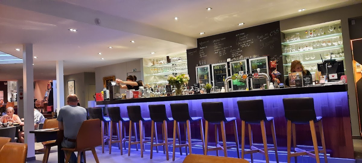 Bistro Iris