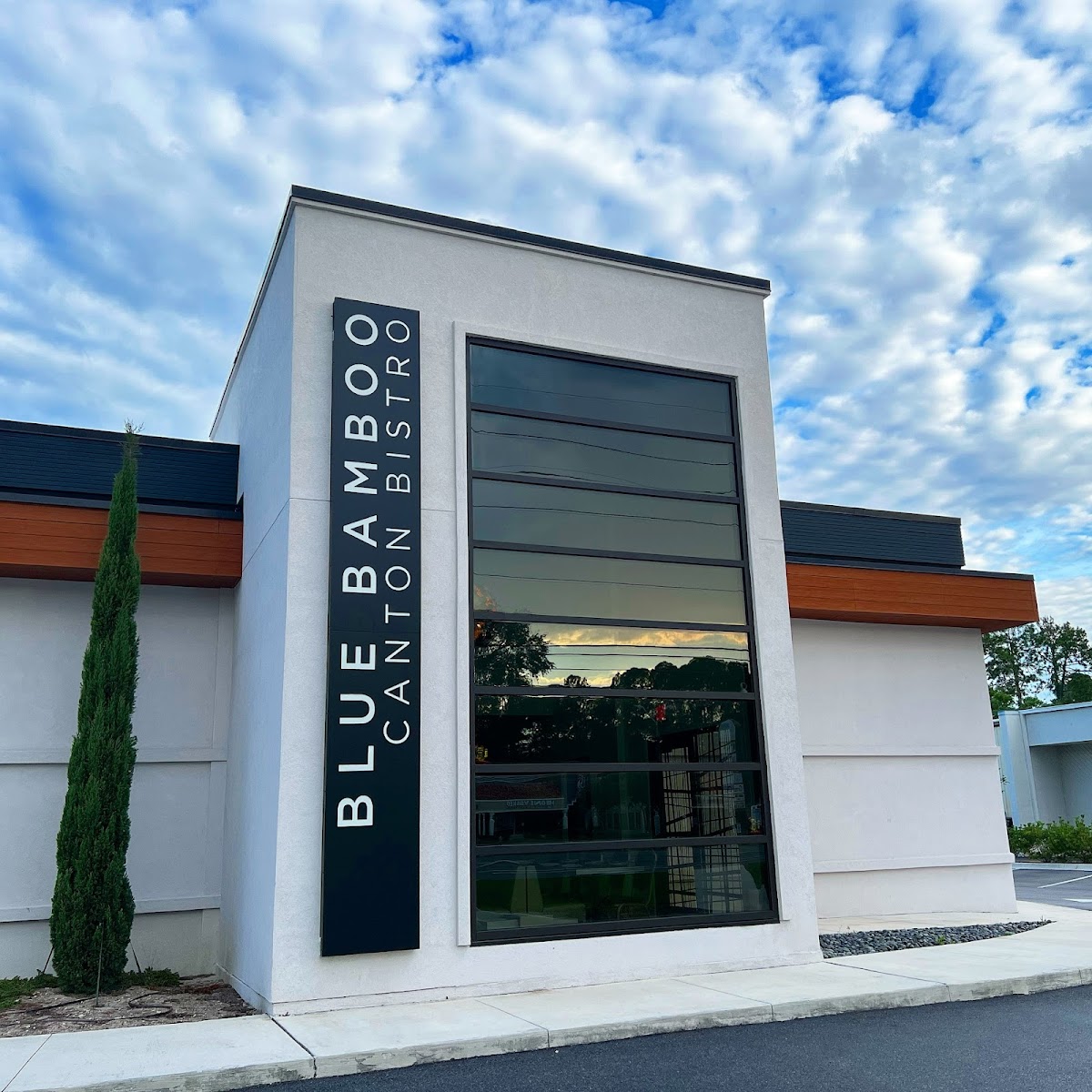 Blue Bamboo Canton Bistro