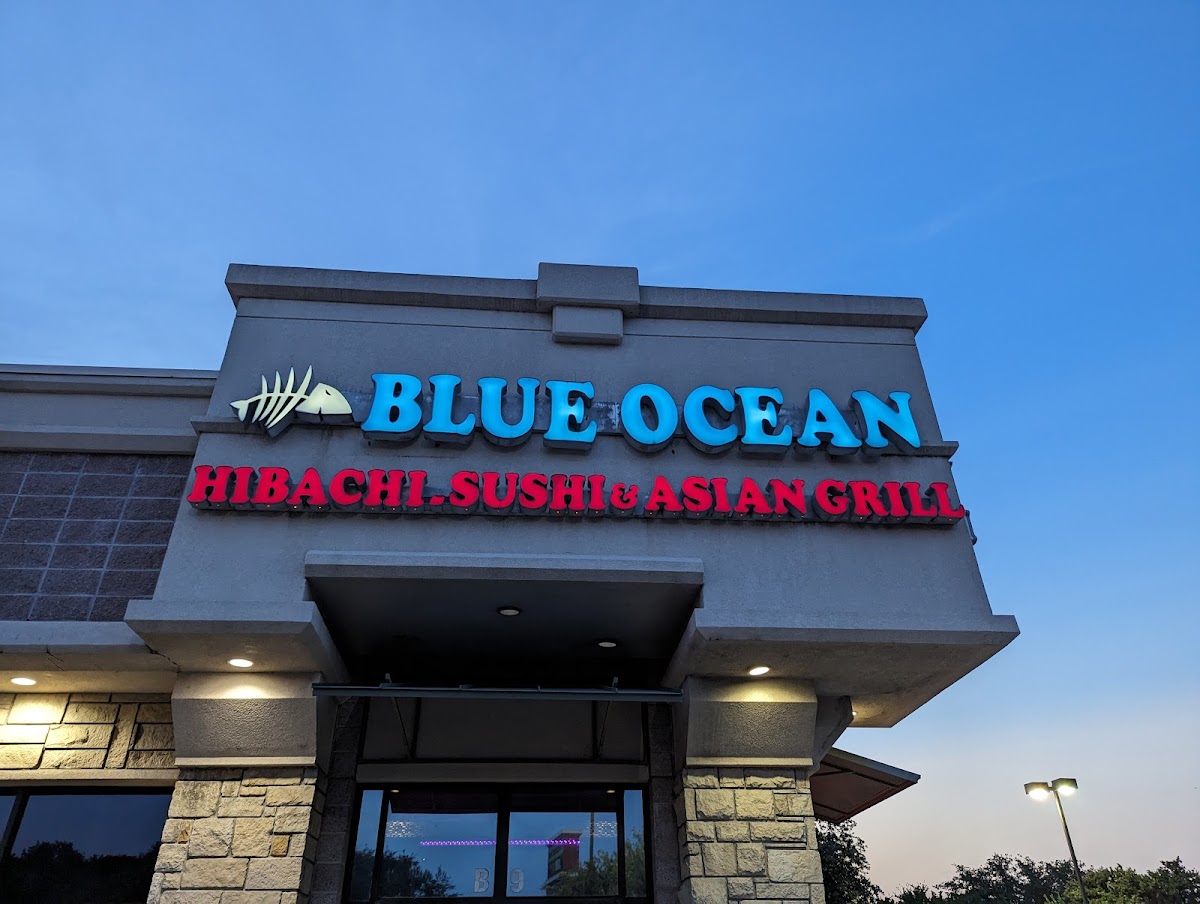 Blue Ocean Sushi & Asian Grill