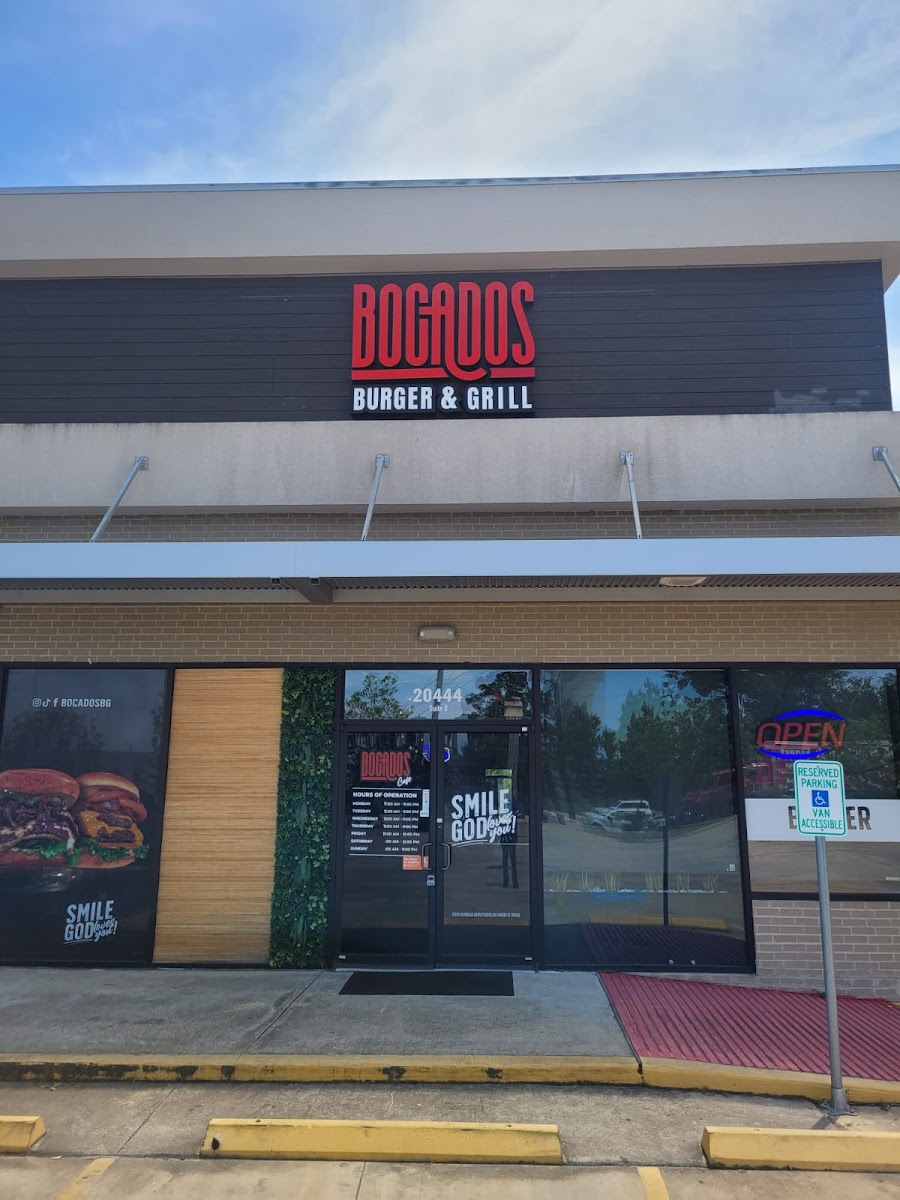 Bocados Burger & Grill