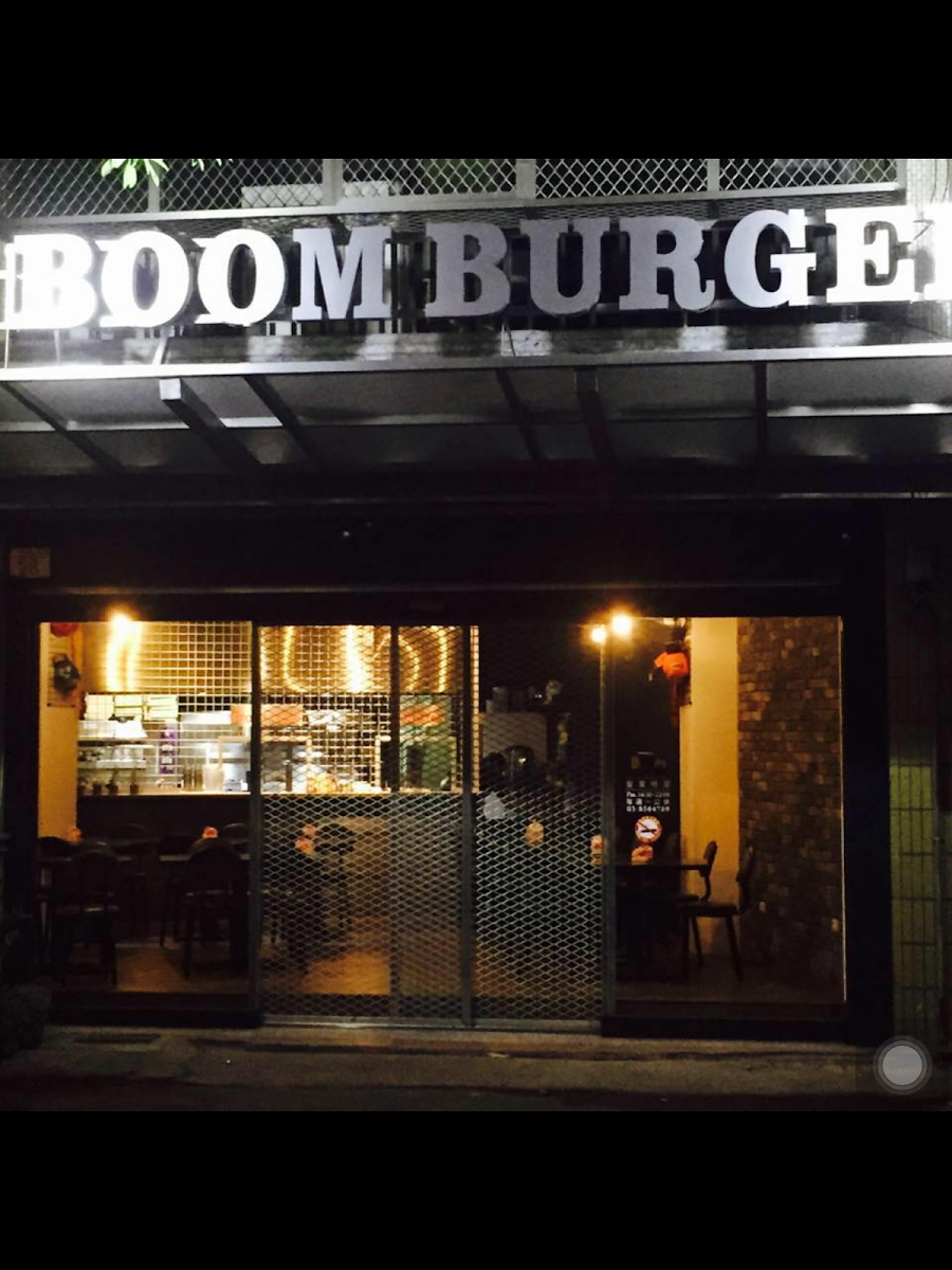 Boom Burger