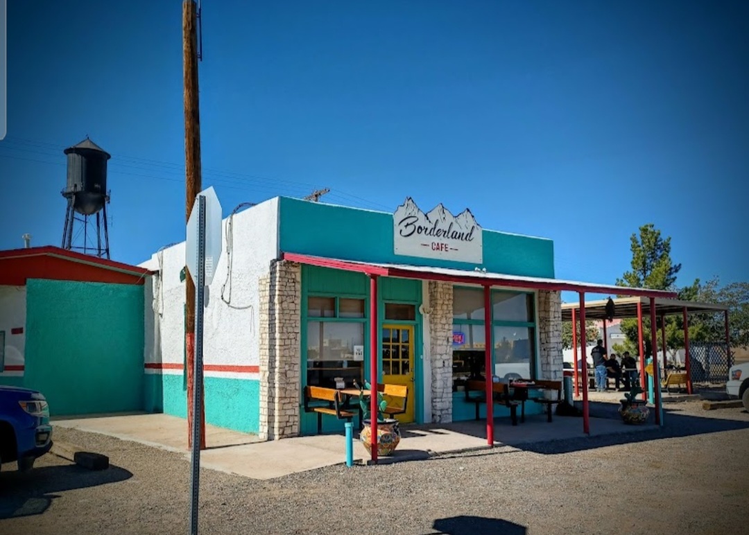 Borderland Cafe