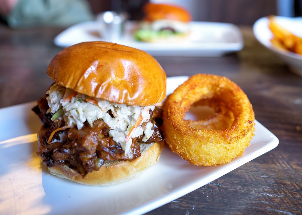borough-bbq/35941-albums-2.jpg