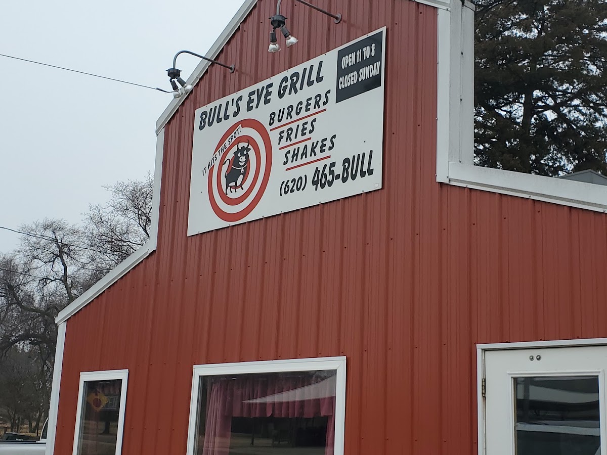 Bull's Eye Grill