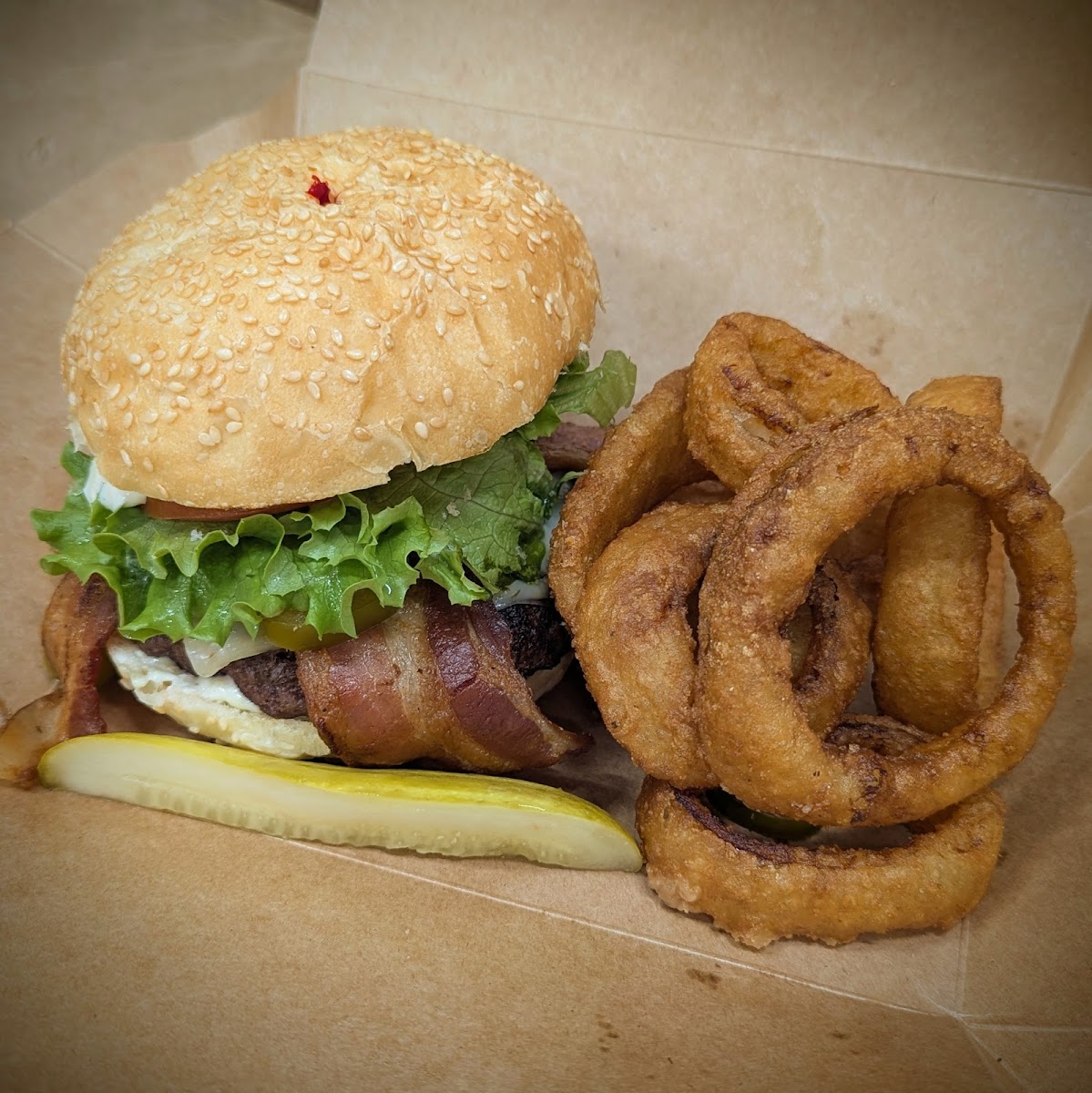 burgers-and-brew/8175-albums-4.jpg