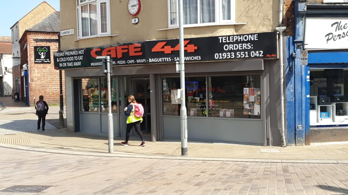 Cafe 44