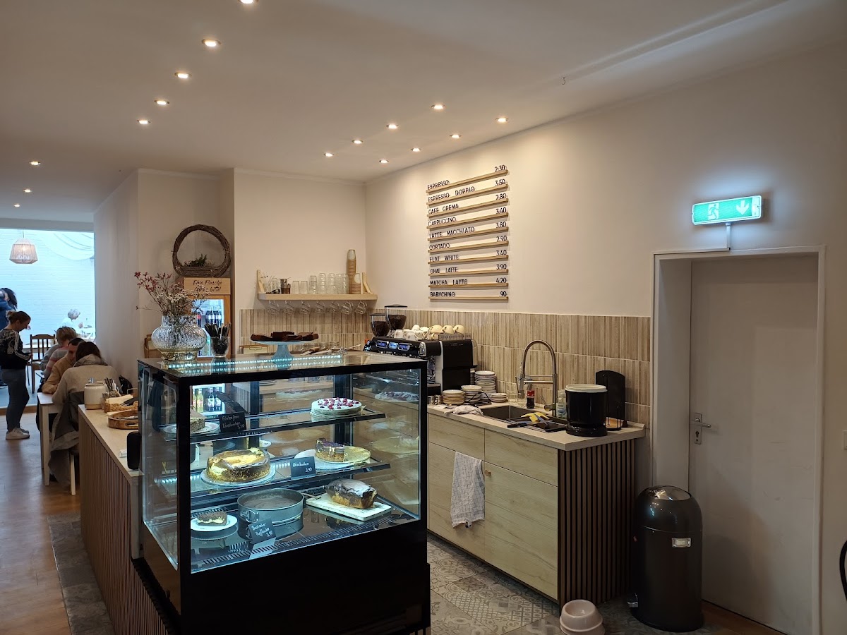 Café Almondie
