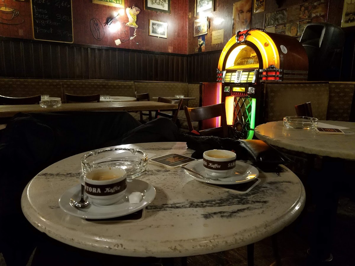 cafe-bendl/16716-albums-5.jpg