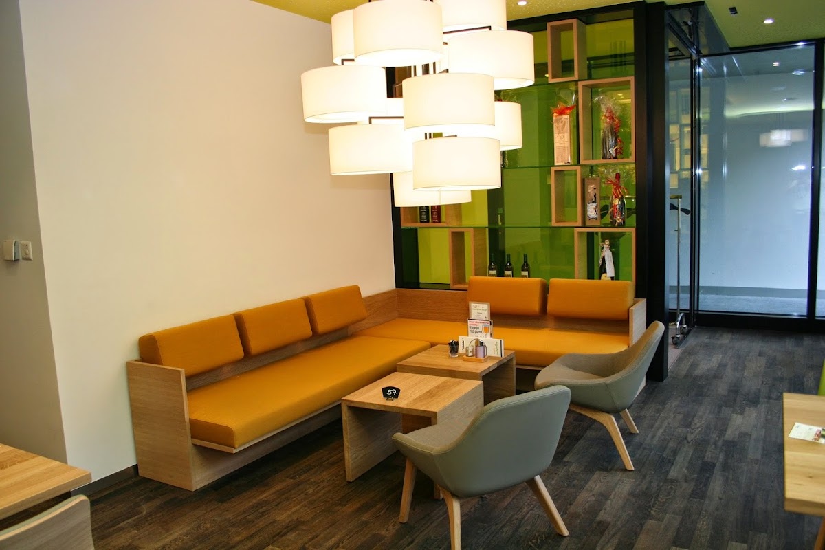 Café Caprice
