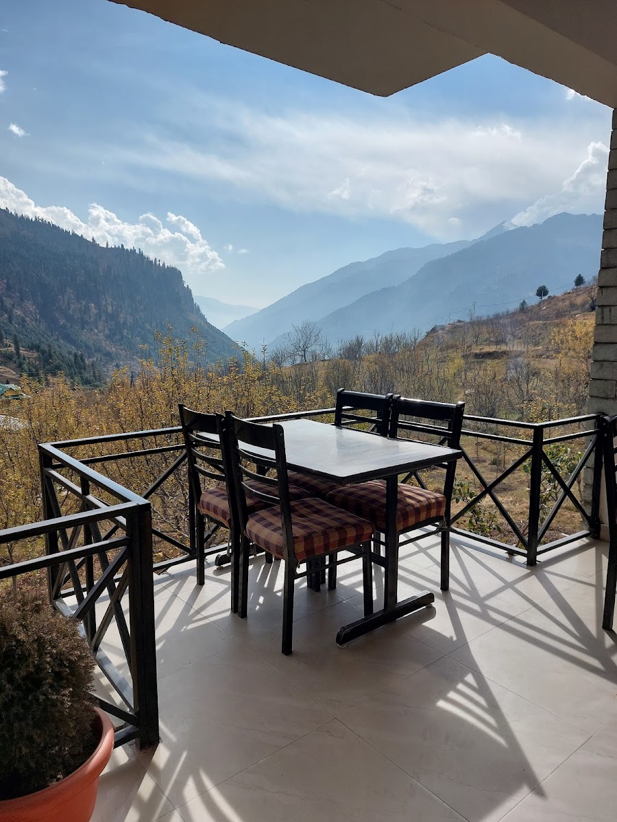 Cafe Chalte Chalte
