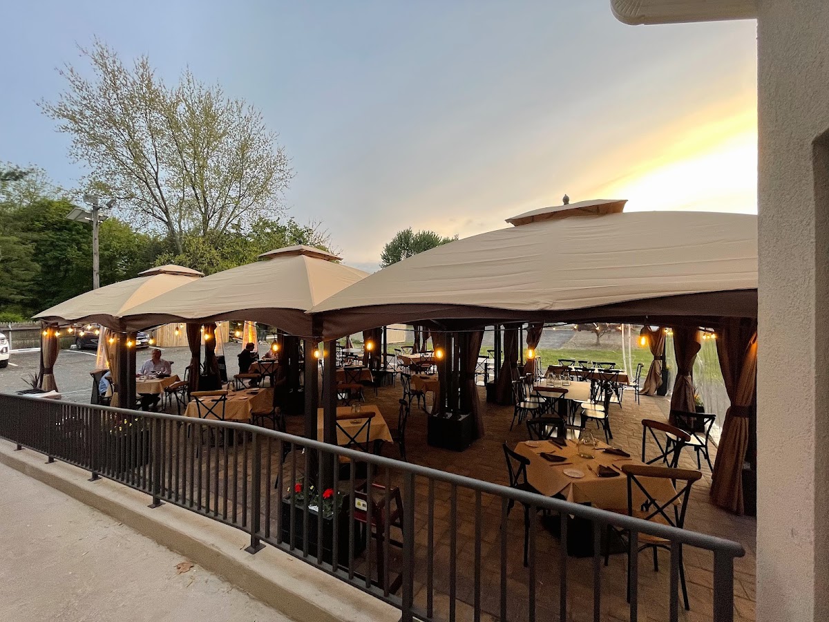 Cafe Emilia