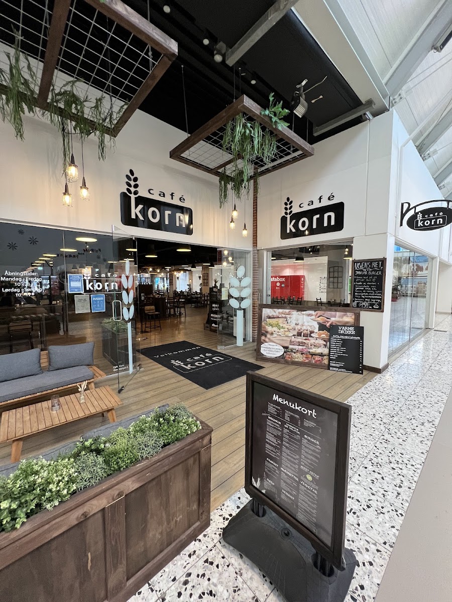 Café Korn - Waves