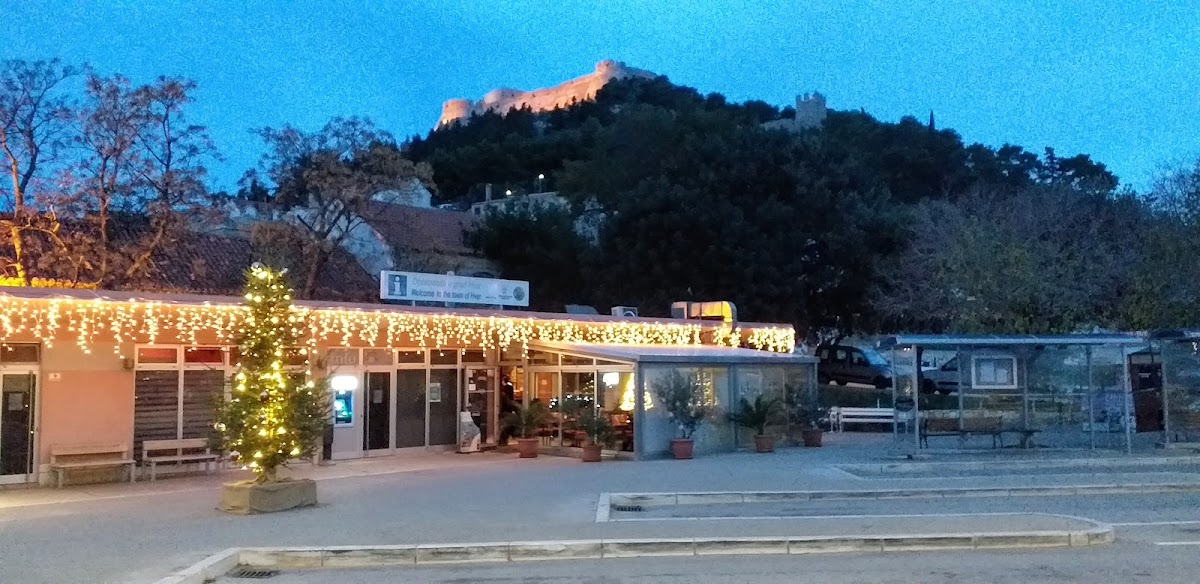 Cafe Rin Tin Tin