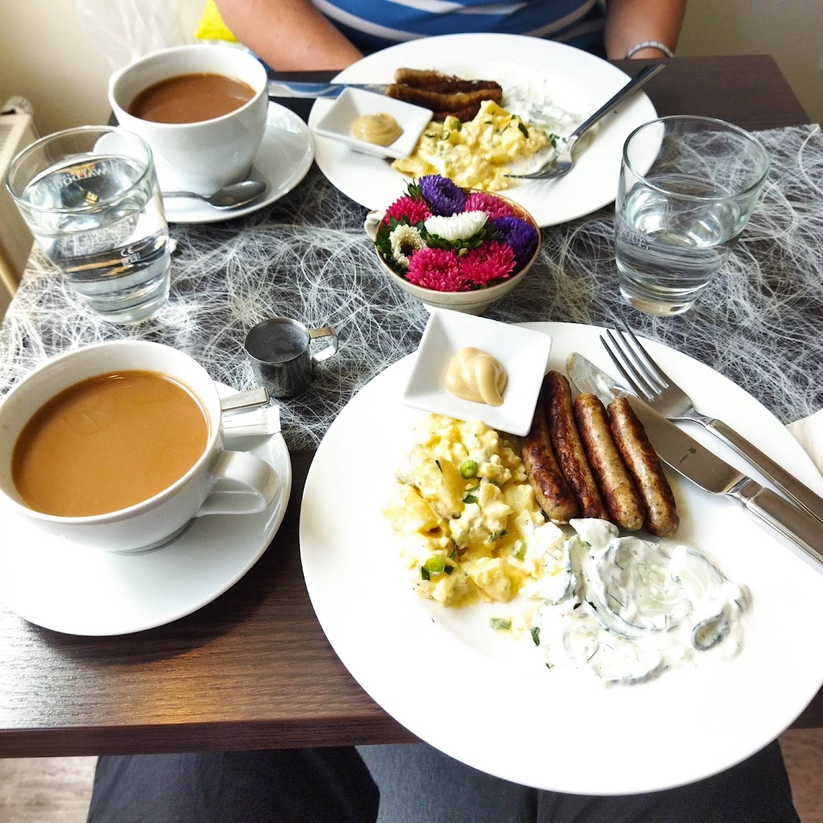 cafe-und-bistro/12156-albums-7.jpg