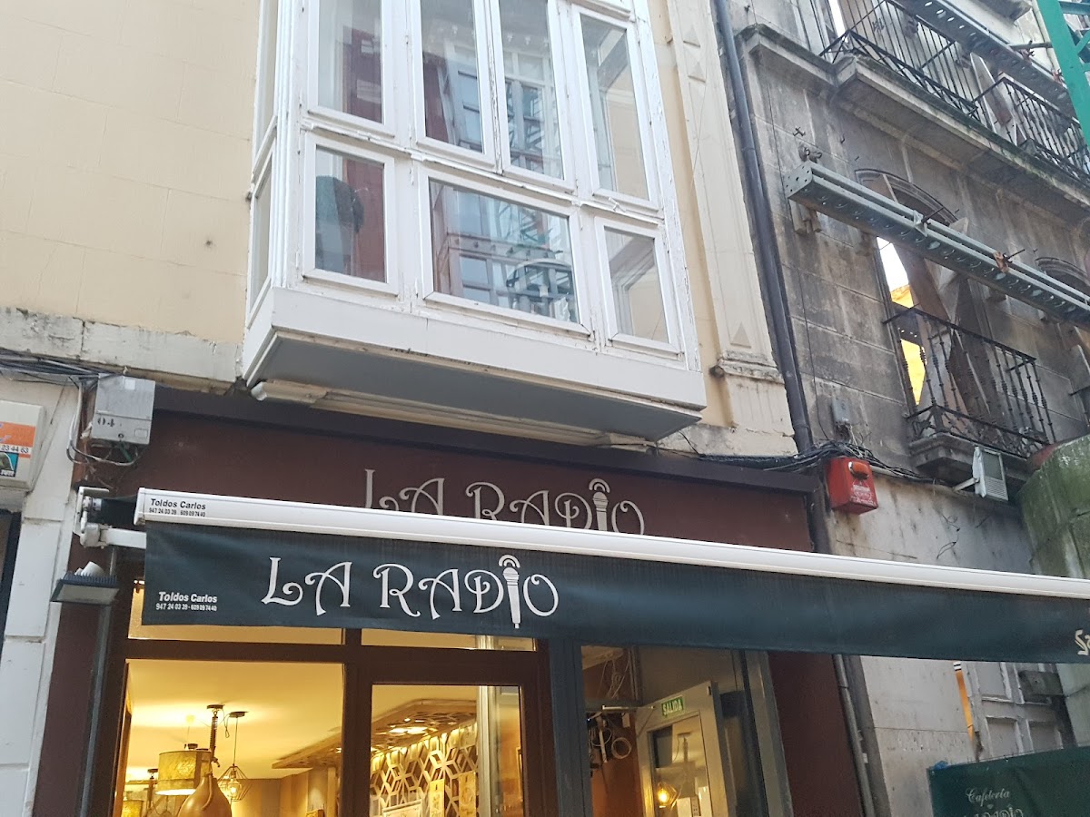 Cafetería La Radio