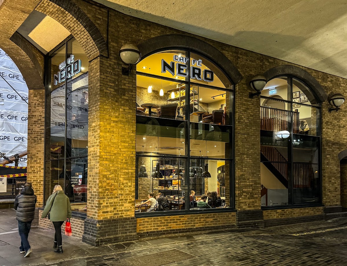 Caffè Nero London Se1 9De