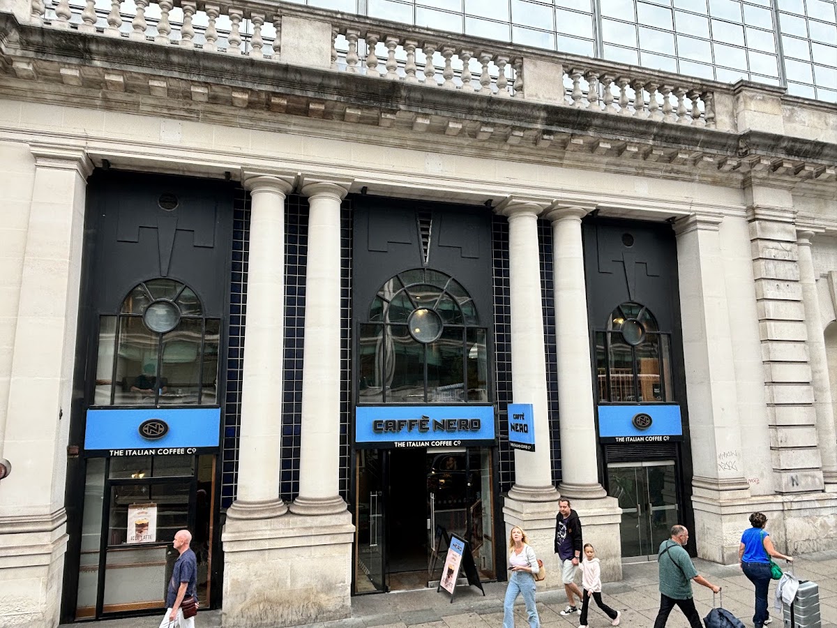 Caffè Nero London Sw1W 9Sj