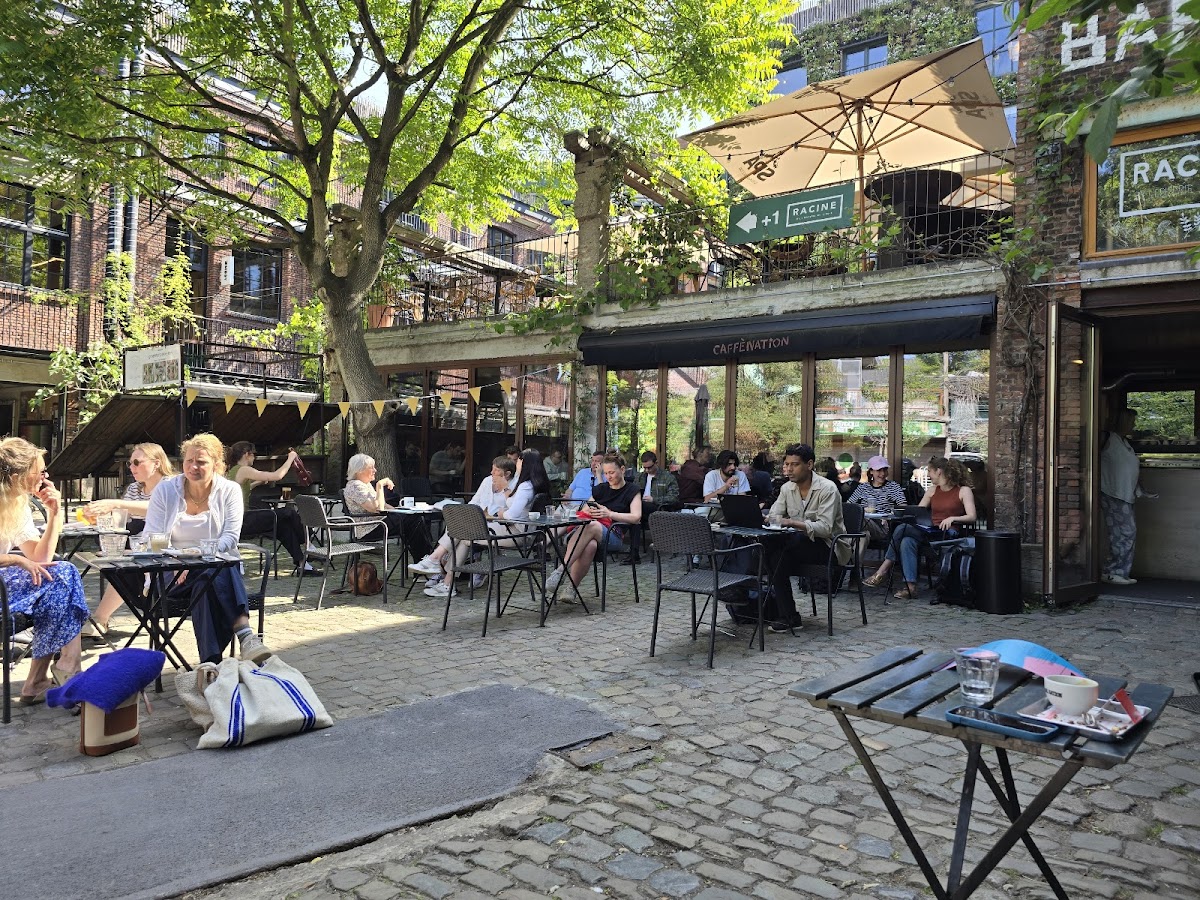 Caffènation Roastery And Bar Pakt