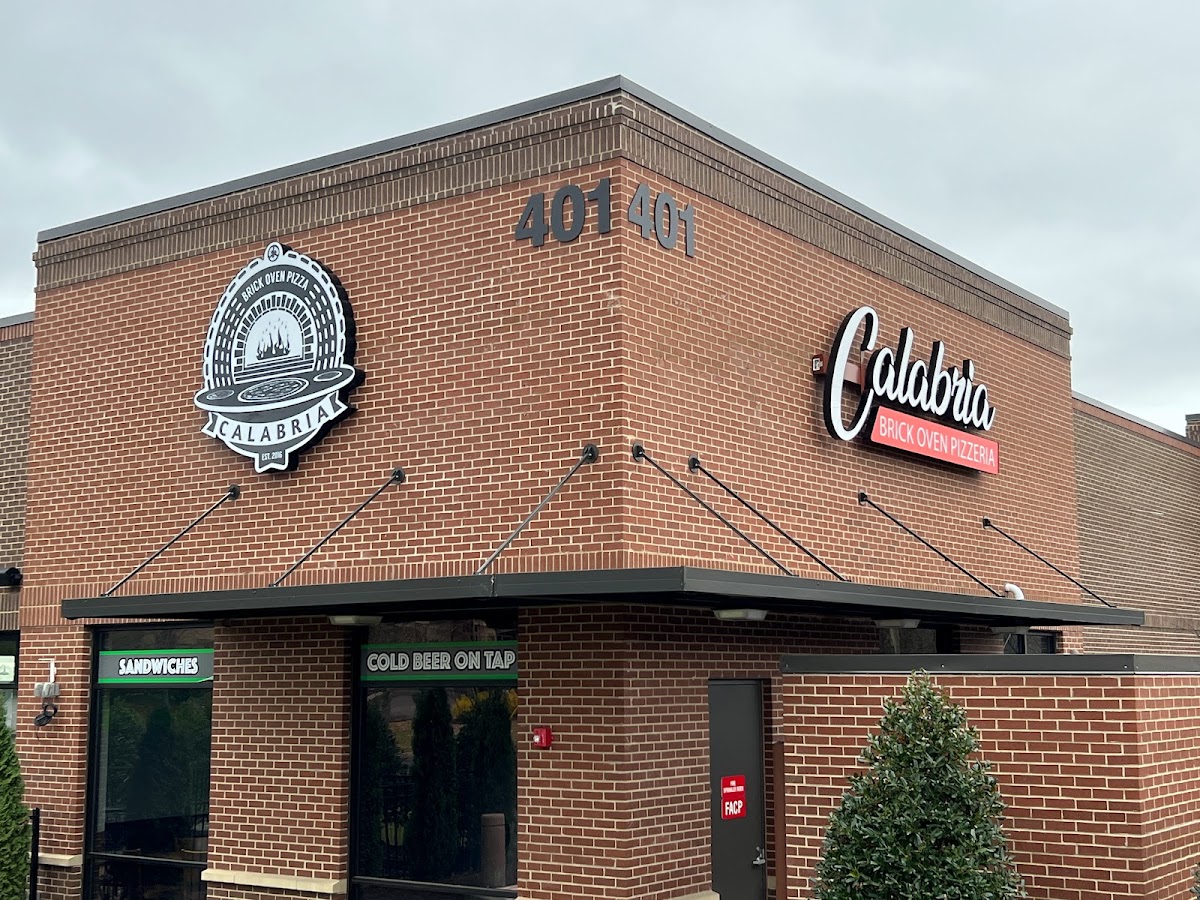 Calabria Brick Oven Pizzeria - Goodlettsville