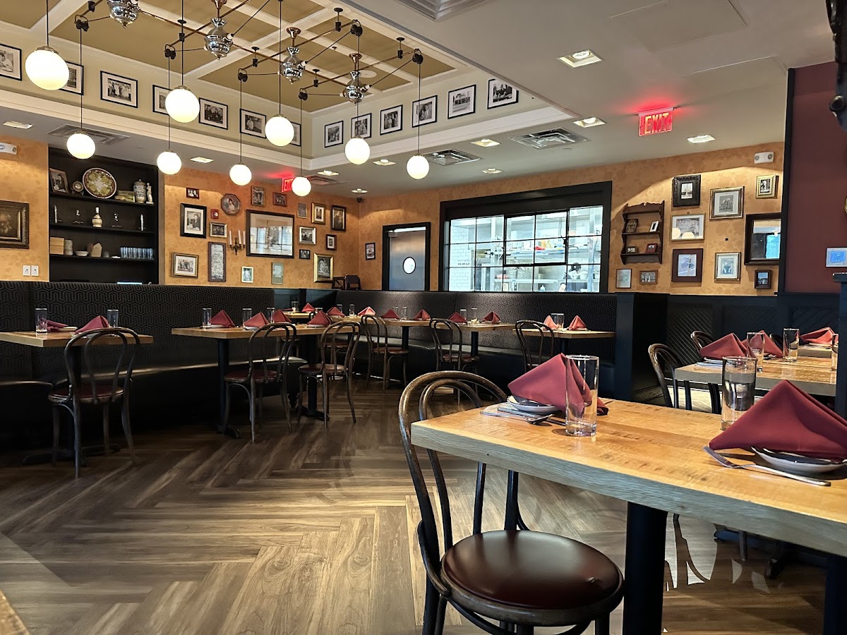 Caruso's Grocery