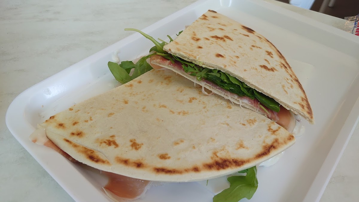 casa-dogana-piadineria-piadina-pizzeria/22063-albums-9.jpg