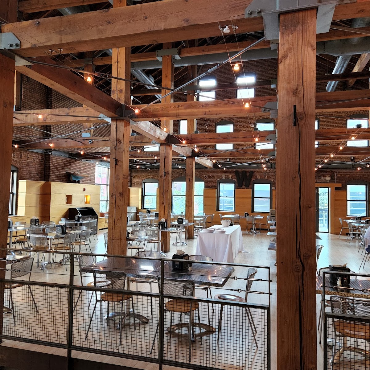 Cascade Cafe