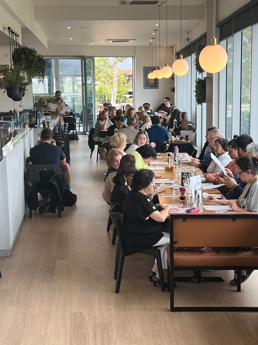 Catalina Kitchen Cafe, Bar & Restaurant