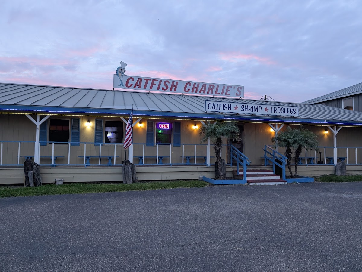 Catfish Charlie's