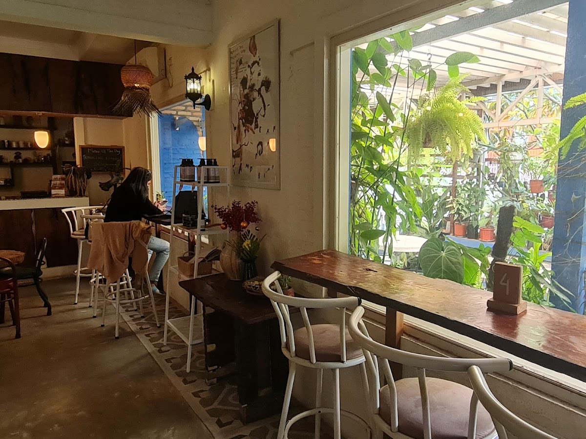 Cengkrama Coffe & Restaurant
